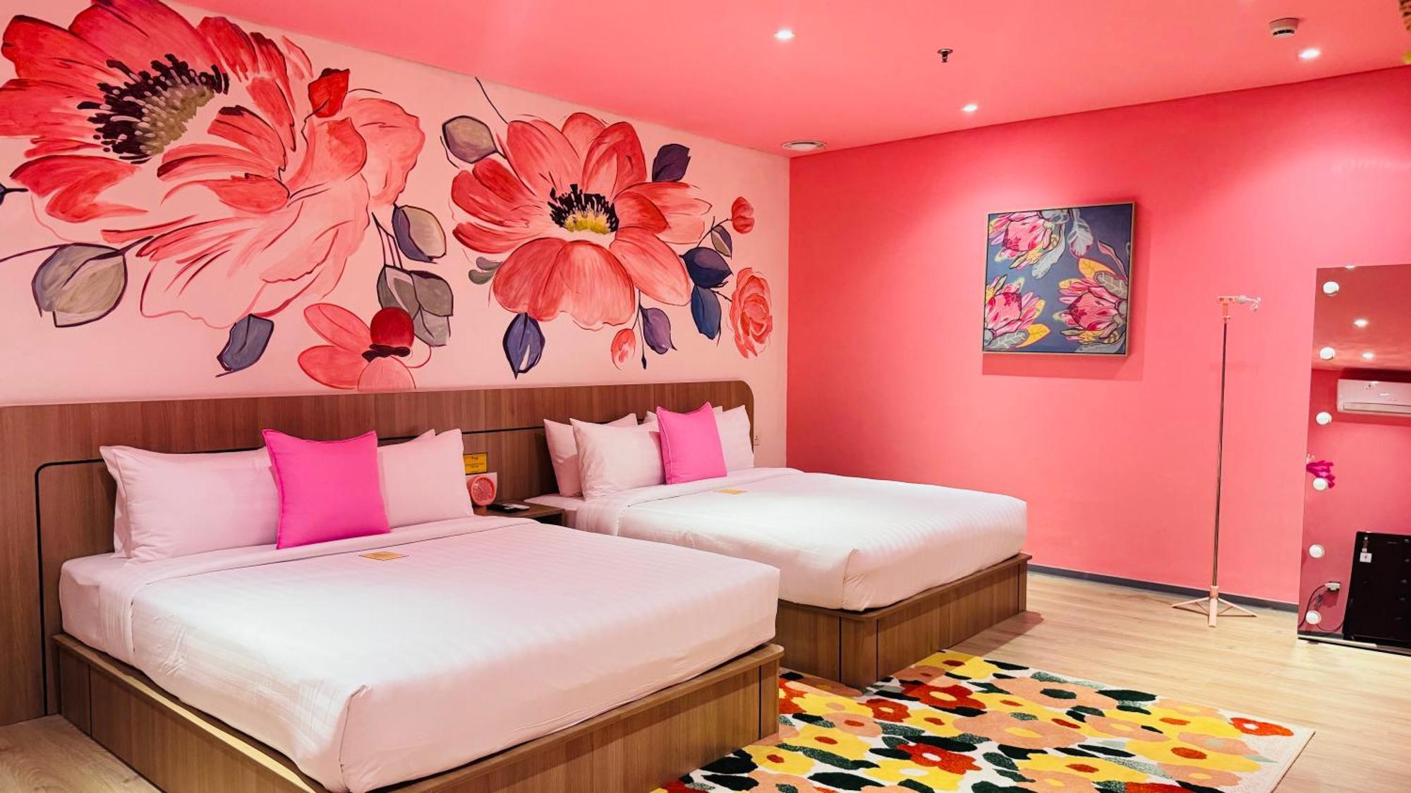 Yellow Bee Resort Cililitan Jakarta Eksteriør bilde
