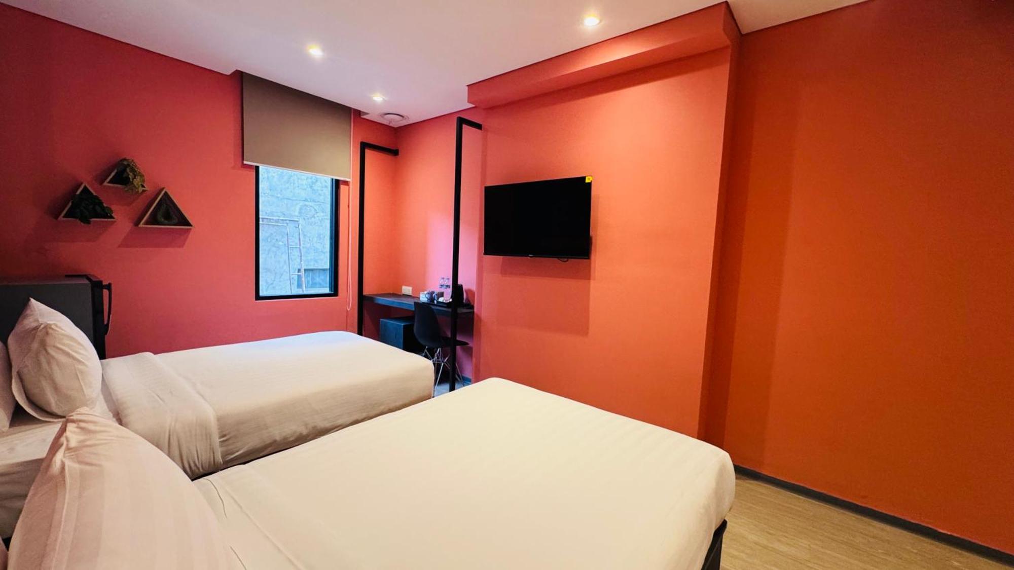 Yellow Bee Resort Cililitan Jakarta Eksteriør bilde
