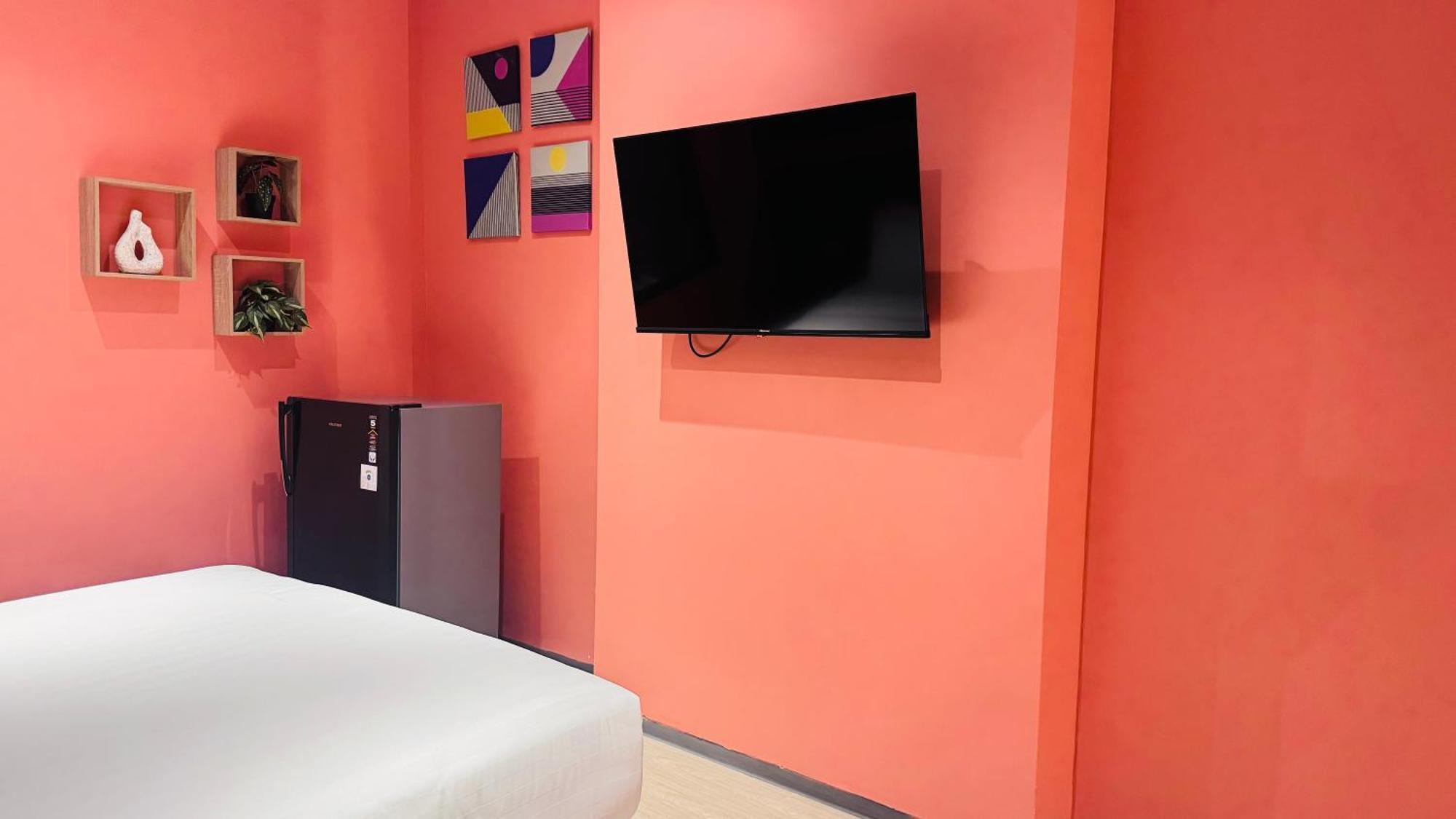 Yellow Bee Resort Cililitan Jakarta Eksteriør bilde
